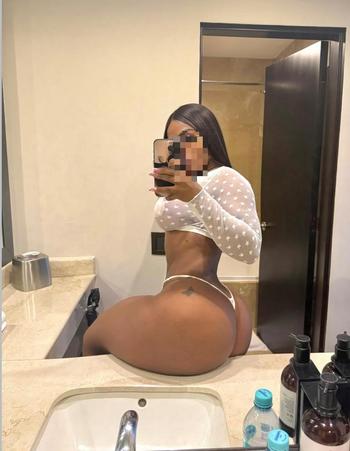 Berlin, 23  female escort, Biloxi