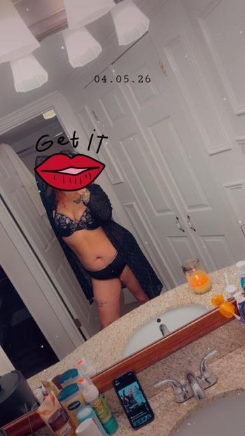 Light Bright, 35  female escort, Biloxi